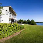 Lakeside With Sauna Βίλα Boussu-lez-Walcourt