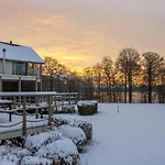 Lakeside With Sauna Βίλα