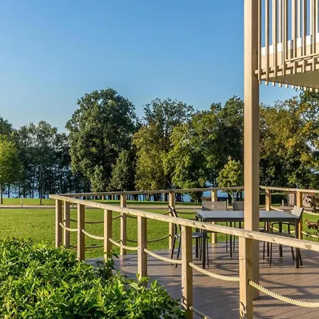 Lakeside With Sauna Villa *