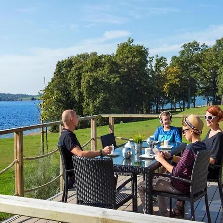 Lakeside With Sauna Villa *